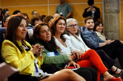 La U. de Chile reconoció el trabajo de 51 estudiantes, pertenecientes a 18 organizaciones que abordan diversas temáticas.